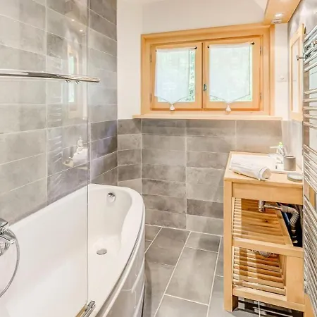 Résidence Le Seillon - 4 Pièces Pour 8 Personnes 193291 Appartement *